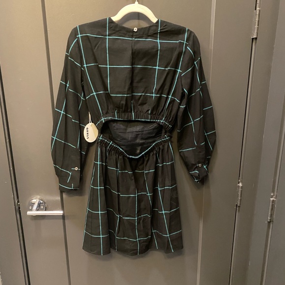 Staid Crosshill Check Dress - Picture 4 of 6